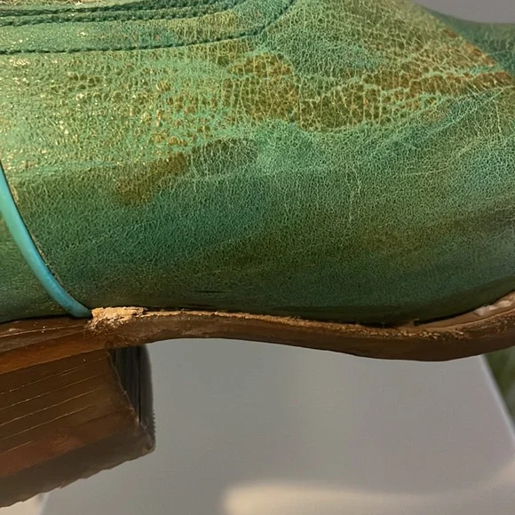 Vegabond Boot Co. The Kingman Turquoise Snip Toe Boot - Picture 14 of 17